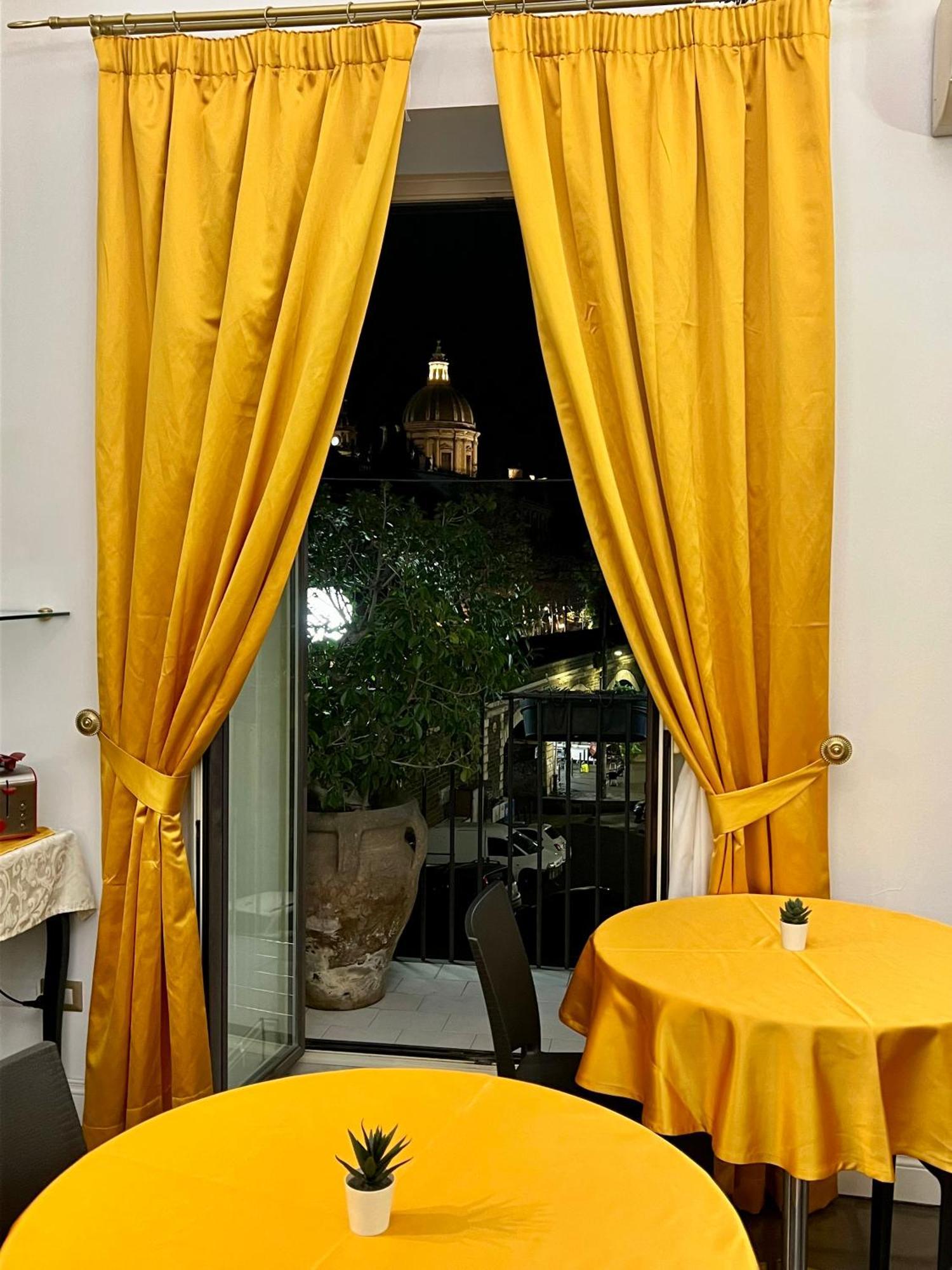 Duca Di Uzeda Bed And Breakfast Catania Exterior photo