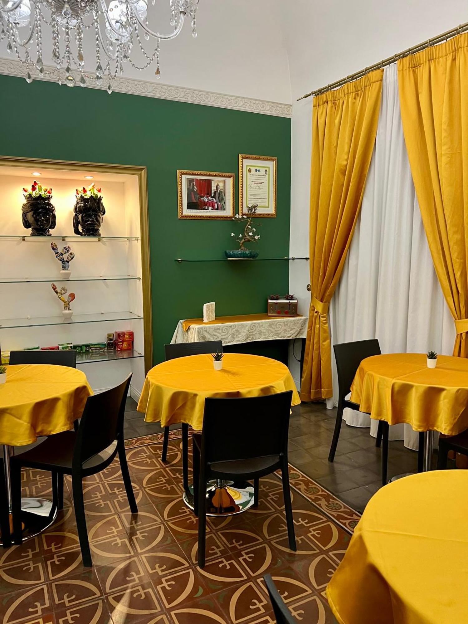 Duca Di Uzeda Bed And Breakfast Catania Exterior photo